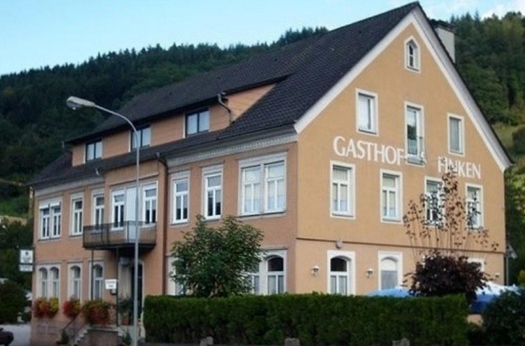 Gasthaus Finken Oppenau Exterior photo